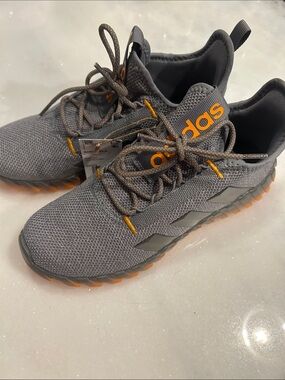 Adidas Kaptir 3S (kids size 7)